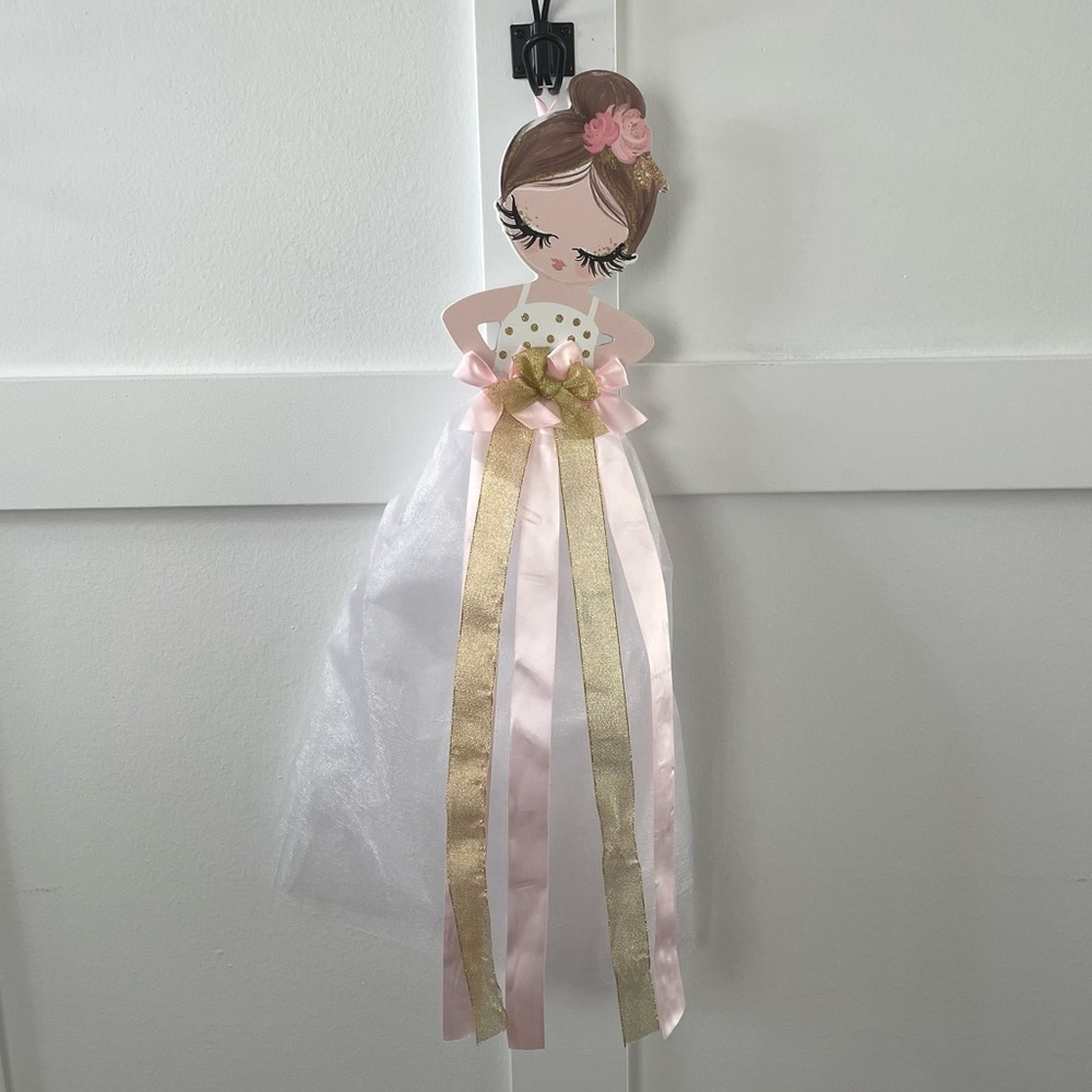 Ballerina Bow Holder